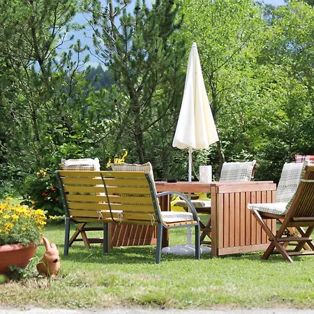 公寓 Ferienwohnung-gartenblick-mit-traumhaftem-blick-in-die-natur 奥夫特尔施旺